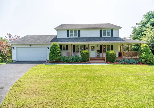 Photo 1 of Sale Pending at 4283 Holley Byron Rd, Holley, NY 14470 | MLS# R1704966 | Listing updated on 2026-08-30