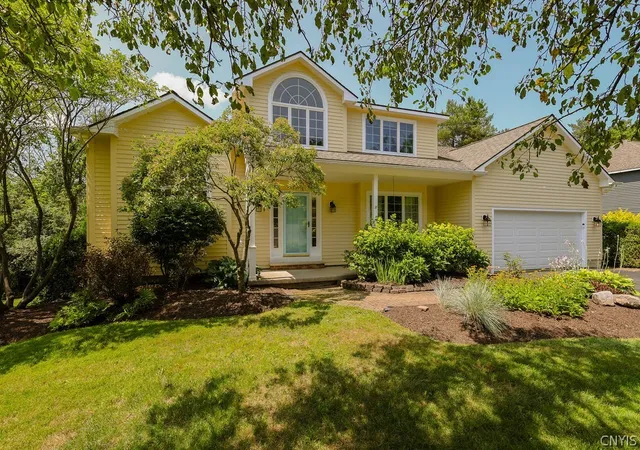 Photo 1 of Single family home for sale at 4541 Ashfield Ter, Syracuse, NY 13215 | MLS# S1696192 | Listing updated on 2026-09-08