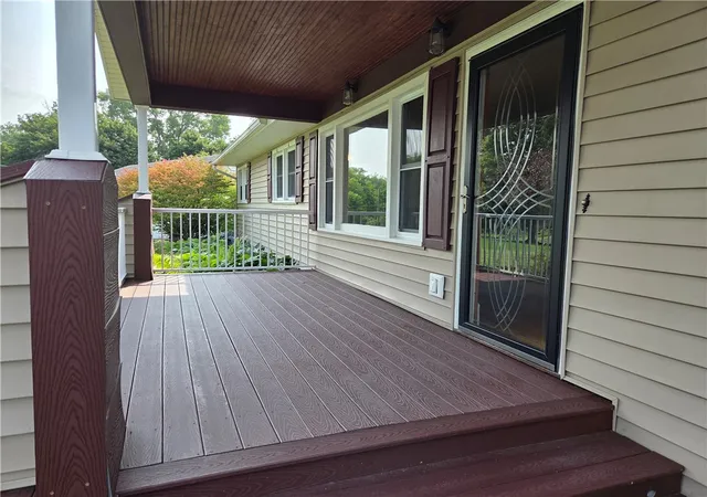 Photo 2 of Sale Pending at 95 Country Ests Dr, Horseheads, NY 14845 | MLS# R1705687 | Listing updated on 2026-08-17
