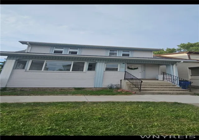 Photo 1 of Single family home for sale at 352 Baraga St, Buffalo, NY 14220 | MLS# B1706020 | Listing updated on 2026-08-23