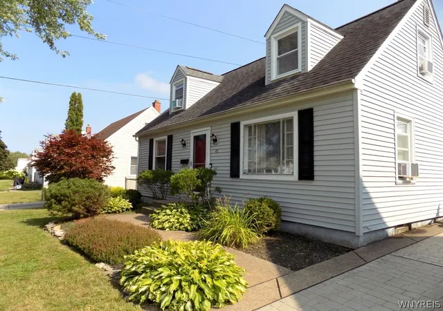 Photo 2 of Single family home for sale at 43 Freda Ave, Buffalo, NY 14225 | MLS# B1705660 | Listing updated on 2026-09-14