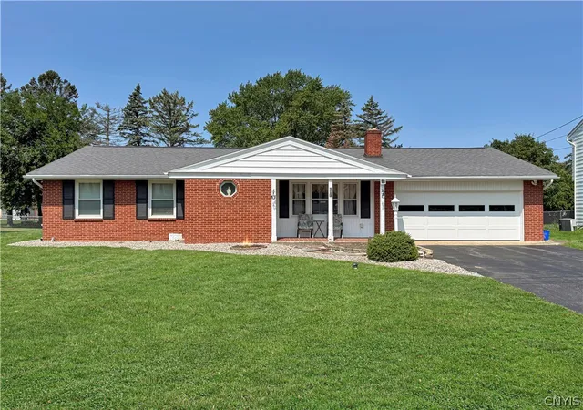 Photo 1 of Sale Pending at 119 Longwood Dr, East Syracuse, NY 13057 | MLS# S1705297 | Listing updated on 2026-09-14