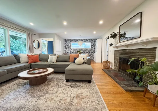 Photo 3 of Sale Pending at 259 Willowbend Rd, Rochester, NY 14618 | MLS# R1705668 | Listing updated on 2026-08-19
