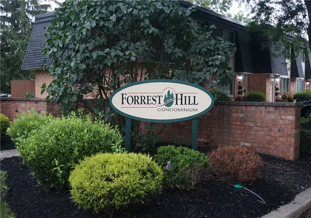 Photo 2 of Sale Pending at 206 Penn Ln, Rochester, NY 14625 | MLS# R1704168 | Listing updated on 2026-08-28