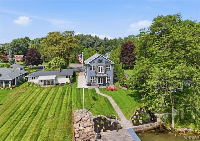 Photo 3 of Single family home for sale at 2490 River Rd, Niagara Falls, NY 14304 | MLS# B1705680 | Listing updated on 2026-09-06