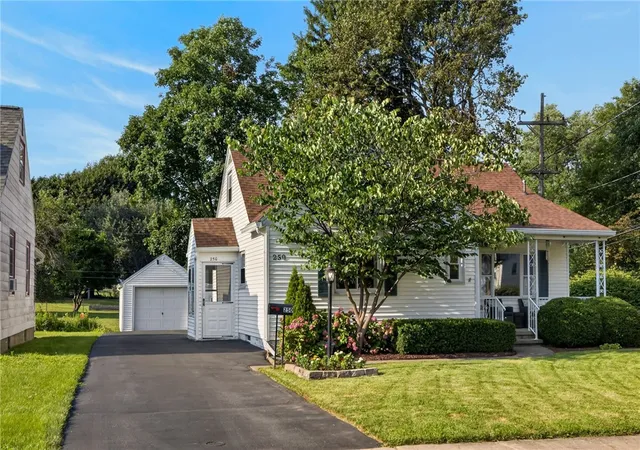 Photo 1 of Sale Pending at 250 Harwick Rd, Rochester, NY 14609 | MLS# R1706039 | Listing updated on 2026-08-18
