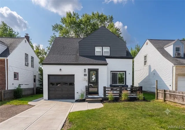 Photo 2 of Sale Pending at 89 Brighton Rd, Tonawanda, NY 14150 | MLS# B1703529 | Listing updated on 2026-09-04