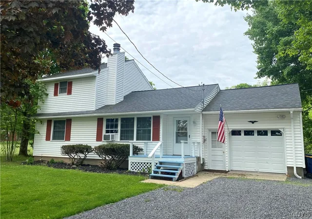 Photo 1 of Single family home for sale at 3405 South St, Clinton, NY 13323 | MLS# S1705867 | Listing updated on 2026-08-22