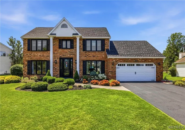 Photo 1 of Sale Pending at 6090 Meadow Lakes Dr, East Amherst, NY 14051 | MLS# B1705078 | Listing updated on 2026-08-19