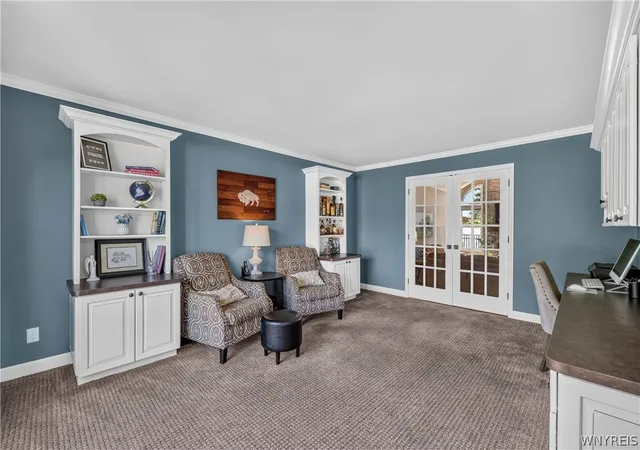 Photo 3 of Sale Pending at 6090 Meadow Lakes Dr, East Amherst, NY 14051 | MLS# B1705078 | Listing updated on 2026-08-19