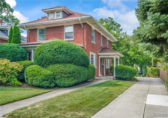 Photo 1 of Sale Pending at 109 Woodbridge Ave, Buffalo, NY 14214 | MLS# B1705617 | Listing updated on 2026-08-27