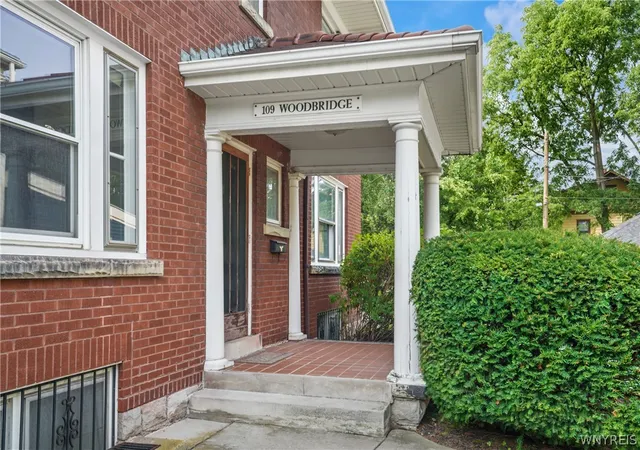 Photo 2 of Sale Pending at 109 Woodbridge Ave, Buffalo, NY 14214 | MLS# B1705617 | Listing updated on 2026-08-27