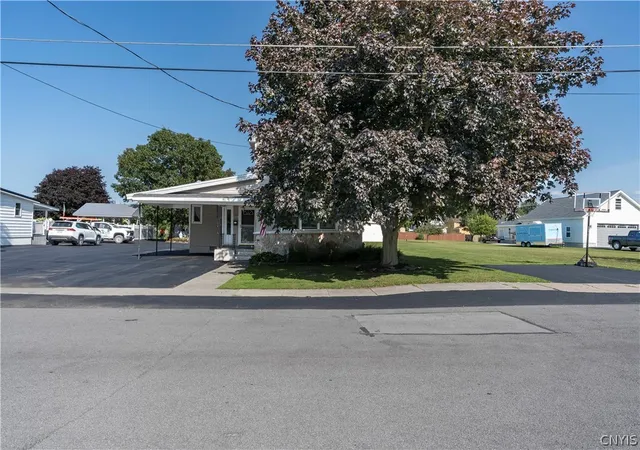 Photo 2 of Single family home for sale at 140 Boon St, Watertown, NY 13601 | MLS# S1705865 | Listing updated on 2026-08-18