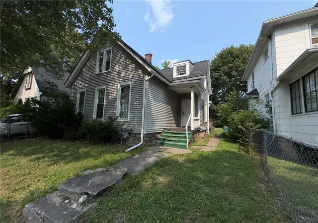 Photo 2 of Sale Pending at 60 Hoff St, Rochester, NY 14621 | MLS# R1702433 | Listing updated on 2026-09-01