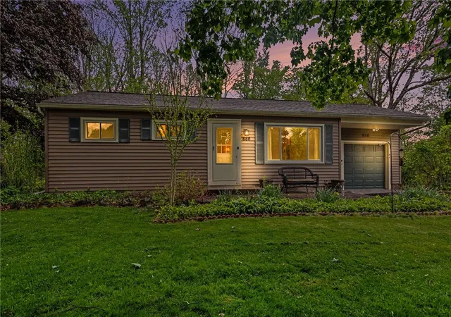 Photo 2 of Sale Pending at 880 Joran Dr, Webster, NY 14580 | MLS# R1705189 | Listing updated on 2026-08-19