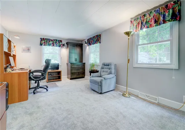 Photo 4 of Sale Pending at 633 Sequoia Dr, Webster, NY 14580 | MLS# R1704936 | Listing updated on 2026-08-21