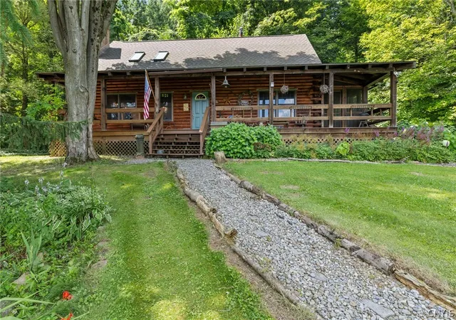 Photo 3 of Sale Pending at 1239 W Valley Rd, Preble, NY 13141 | MLS# S1705960 | Listing updated on 2026-09-07