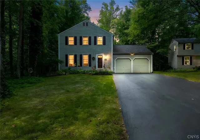Photo 2 of Sale Pending at 8728 Marinus Dr, Baldwinsville, NY 13027 | MLS# S1705775 | Listing updated on 2026-08-14