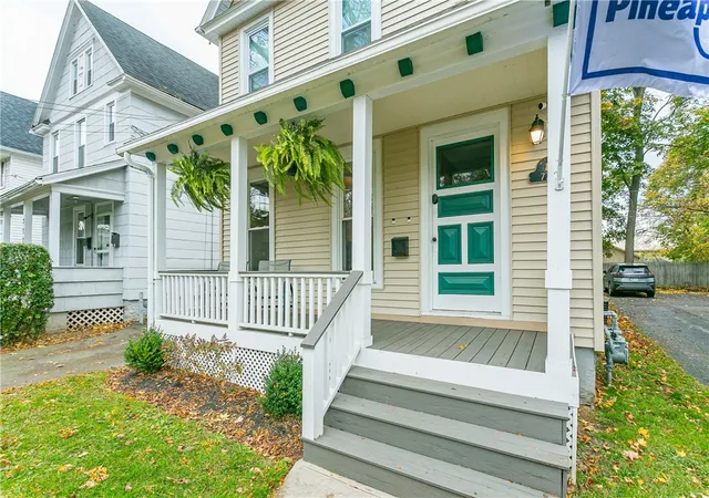 Photo 2 of Sale Pending at 773 Meigs St, Rochester, NY 14620 | MLS# R1705868 | Listing updated on 2026-09-08