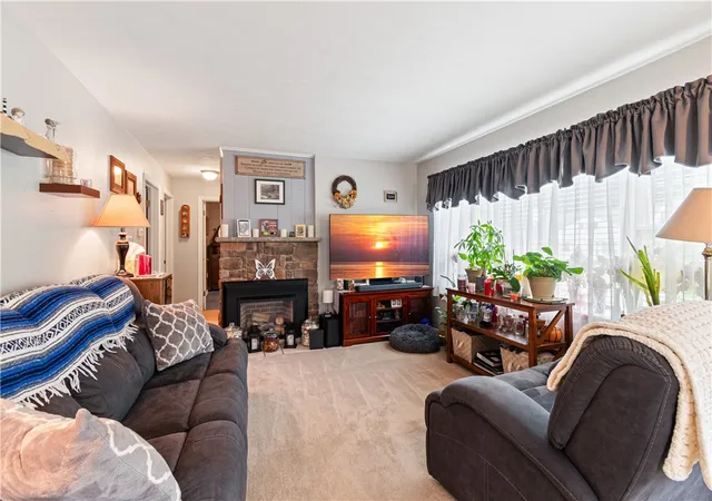 Photo 3 of Sale Pending at 327 Charlotte St, Newark, NY 14513 | MLS# R1705254 | Listing updated on 2026-08-19