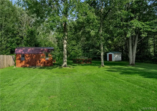 Photo 3 of Sale Pending at 7137 Witmer Rd, North Tonawanda, NY 14120 | MLS# B1706165 | Listing updated on 2026-09-11