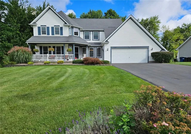 Photo 1 of Sale Pending at 1159 Channing Woods Dr, Webster, NY 14580 | MLS# R1704323 | Listing updated on 2026-09-08