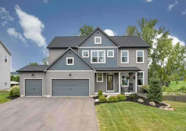 Photo 1 of Single family home for sale at 4711 Cooper Trade Pl, Clay, NY 13041 | MLS# S1702451 | Listing updated on 2026-08-11