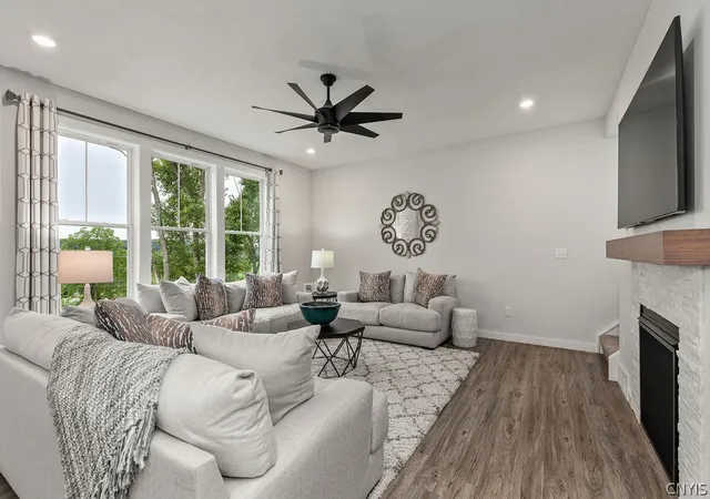 Photo 2 of Single family home for sale at 4711 Cooper Trade Pl, Clay, NY 13041 | MLS# S1702451 | Listing updated on 2026-08-11