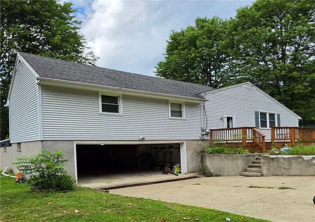 Photo 3 of Single family home for sale at 9436 Maple St, Painted Post, NY 14870 | MLS# R1706214 | Listing updated on 2026-09-04
