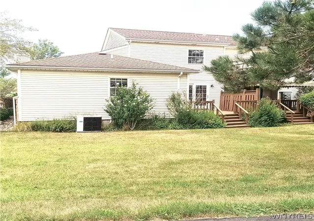 Photo 2 of Sale Pending at 37 Hastings Dr, Orchard Park, NY 14127 | MLS# B1705702 | Listing updated on 2026-08-14