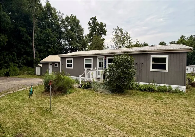 Photo 1 of Manufactured home for sale at 18 Anchor Dr, Ithaca, NY 14850 | MLS# R1706284 | Listing updated on 2026-09-08