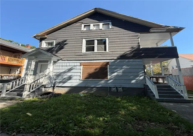Photo 2 of Sale Pending at 136 Glendale Park, Rochester, NY 14613 | MLS# R1706142 | Listing updated on 2026-08-28
