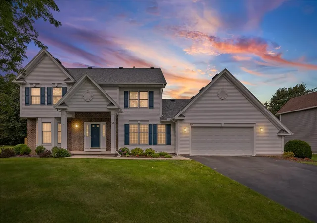 Photo 3 of Sale Pending at 97 Wakecliffe Dr, Rochester, NY 14616 | MLS# R1705657 | Listing updated on 2026-08-25
