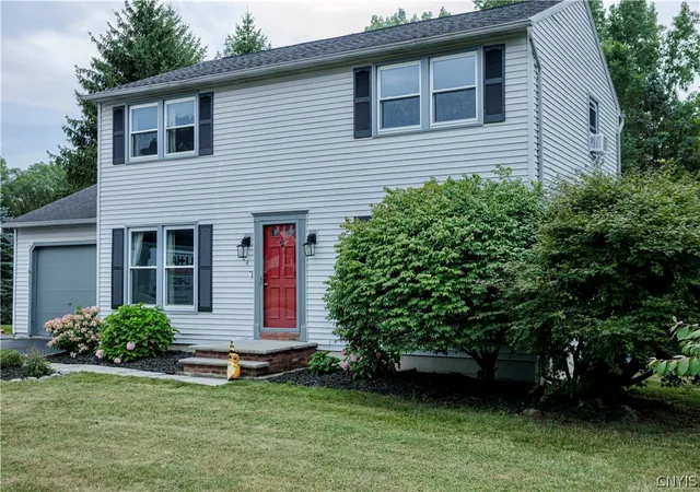 Single family home for sale at 204 Hornady Dr, Syracuse, NY 13209 | MLS# S1704793