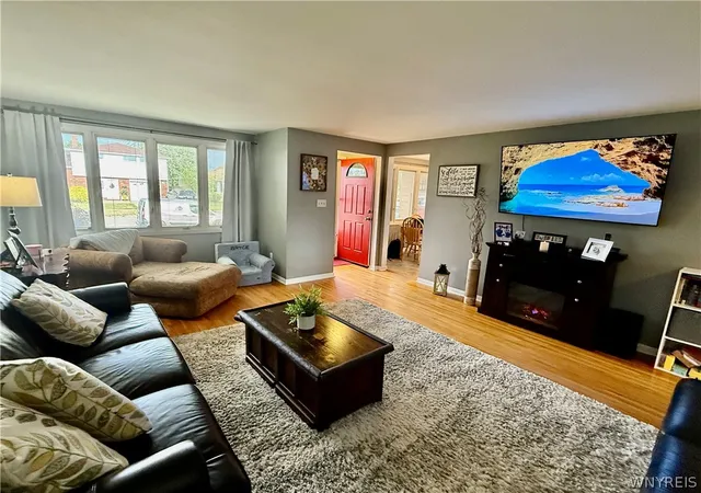 Photo 4 of Sale Pending at 53 Angela Ln, Buffalo, NY 14225 | MLS# B1705587 | Listing updated on 2026-08-25