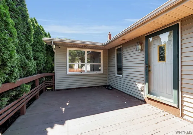 Photo 4 of Single family home for sale at 41 Mahogany Dr, Buffalo, NY 14221 | MLS# B1705480 | Listing updated on 2026-09-09