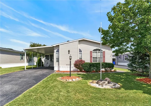 Photo 1 of Manufactured home for sale at 6369 Roberts Dr #433, Victor, NY 14564 | MLS# R1705851 | Listing updated on 2026-09-14