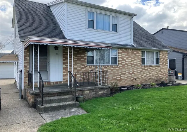 Photo 1 of Sale Pending at 39 Balbach Dr, Buffalo, NY 14225 | MLS# B1706268 | Listing updated on 2026-08-27