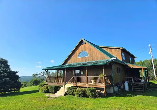 Photo 3 of Single family home for sale at 1129 Vandervort Hl Rd, Unadilla, NY 13849 | MLS# R1705798 | Listing updated on 2026-08-28