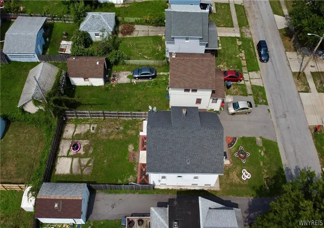 Photo 4 of Single family home for sale at 101 Spruce St, Lackawanna, NY 14218 | MLS# B1706374 | Listing updated on 2026-09-10