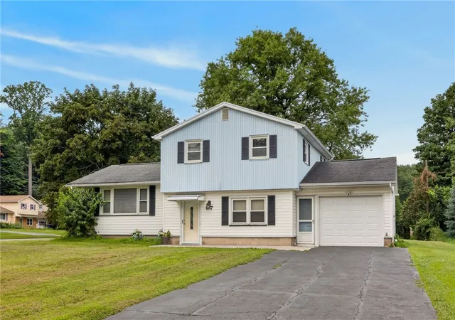 Photo 2 of Sale Pending at 67 Pickdale Dr, Rochester, NY 14626 | MLS# R1706289 | Listing updated on 2026-08-31