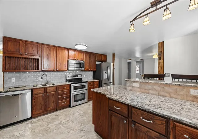 Photo 2 of Sale Pending at 91 State St, Brockport, NY 14420 | MLS# R1706357 | Listing updated on 2026-08-28