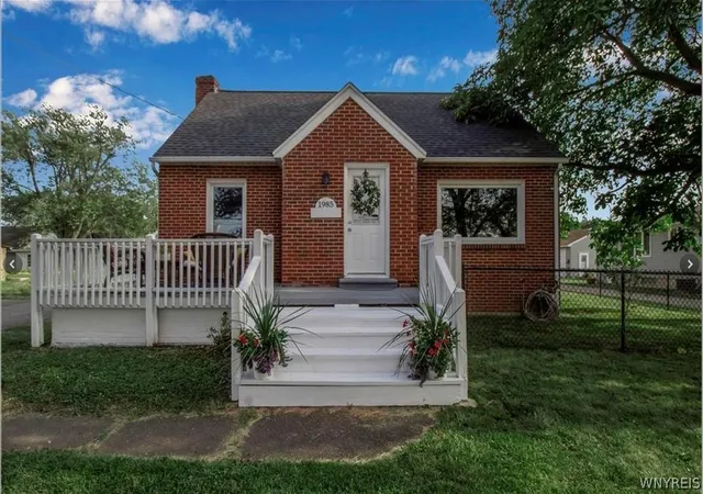 Photo 1 of Single family home for sale at 1985 Ridge Rd, Buffalo, NY 14224 | MLS# B1706420 | Listing updated on 2026-08-12