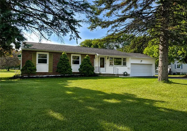 Photo 1 of Sale Pending at 21 Emeralda Rd, Rochester, NY 14624 | MLS# R1705945 | Listing updated on 2026-08-19