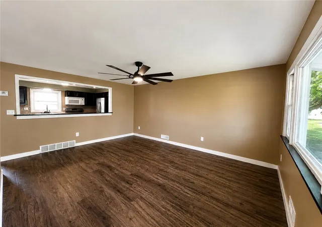 Photo 3 of Sale Pending at 21 Emeralda Rd, Rochester, NY 14624 | MLS# R1705945 | Listing updated on 2026-08-19
