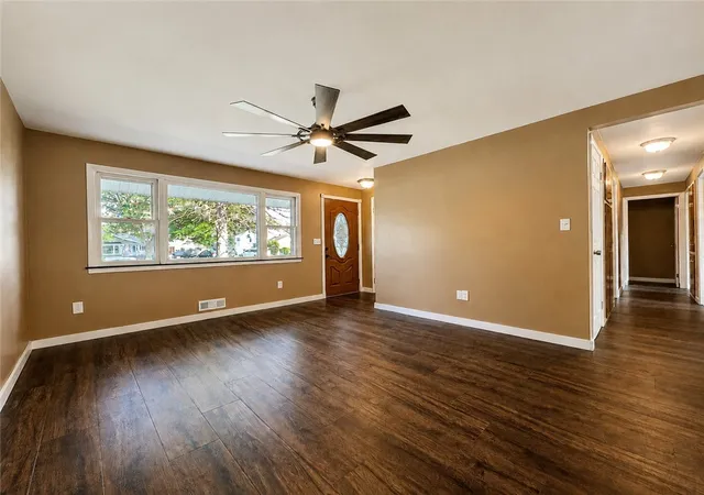 Photo 3 of Sale Pending at 21 Emeralda Rd, Rochester, NY 14624 | MLS# R1705945 | Listing updated on 2026-08-19