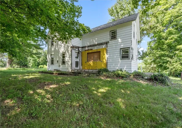 Photo 3 of Single family home for sale at 210 Goodfellow Rd #210, Fulton, NY 13069 | MLS# S1706076 | Listing updated on 2026-08-12