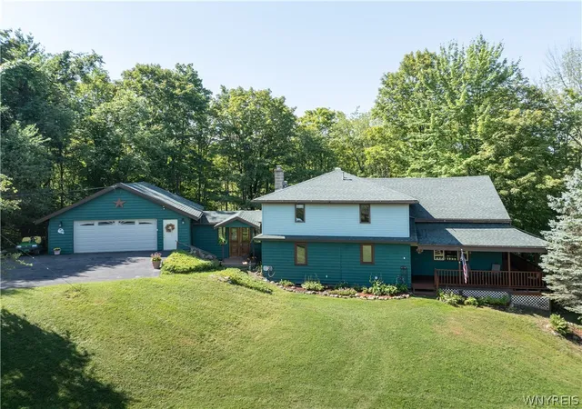 Photo 1 of Single family home for sale at 11650 Sharp St, East Concord, NY 14055 | MLS# B1705907 | Listing updated on 2026-09-16