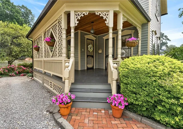 Photo 3 of Sale Pending at 26 Ontario St, Honeoye Falls, NY 14472 | MLS# R1701536 | Listing updated on 2026-08-24