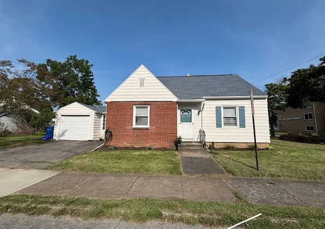 Photo 1 of Single family home for sale at 88 Fort Hl, Rochester, NY 14620 | MLS# R1705463 | Listing updated on 2026-09-09